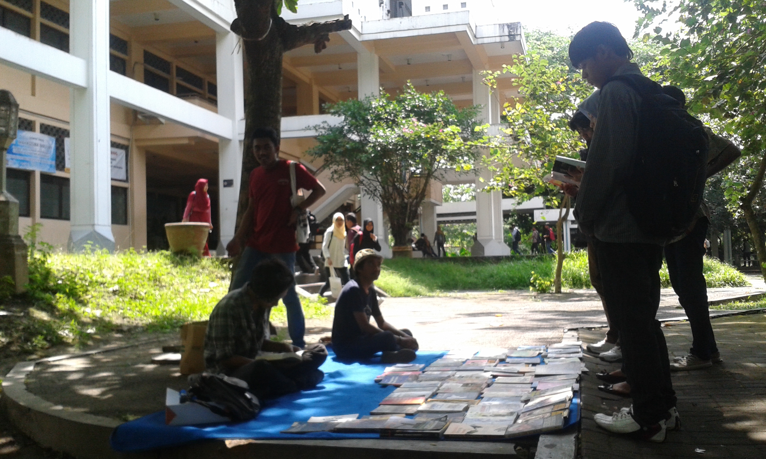 Birokrat UMY Bubarkan Perpustakaan Jalanan