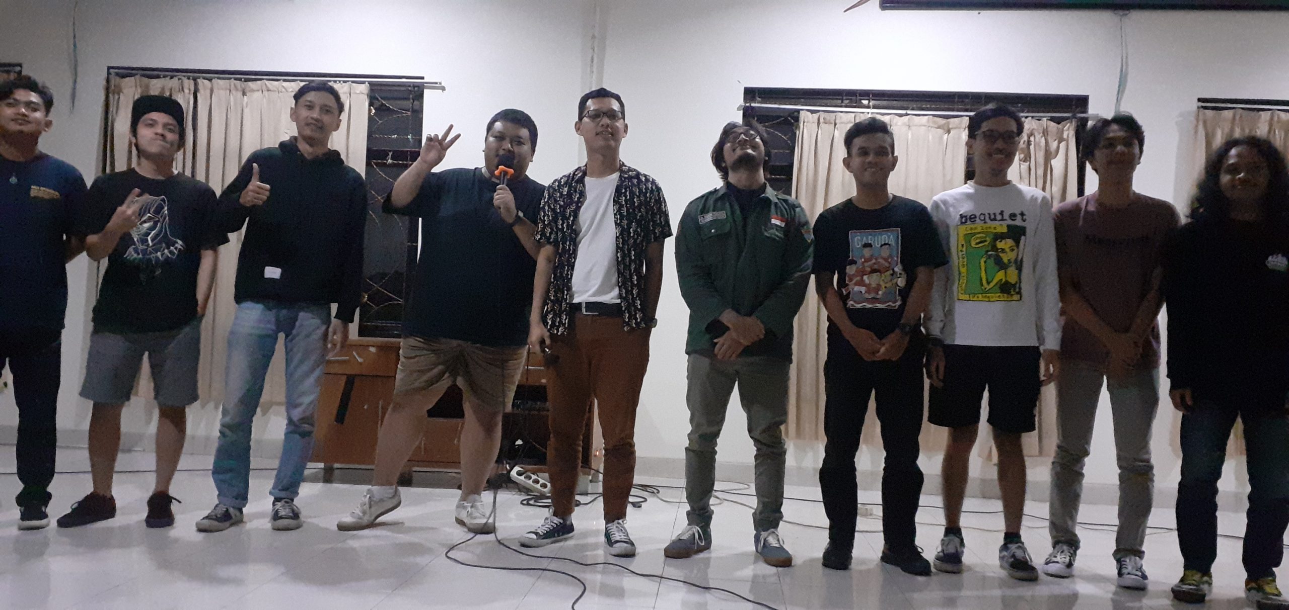 Para komika RABUUNYU. Foto oleh Figur Galih/EKSPRESI